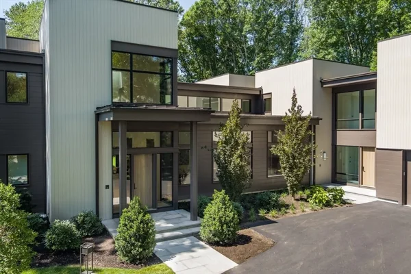 Modern Home in Lexington, MA